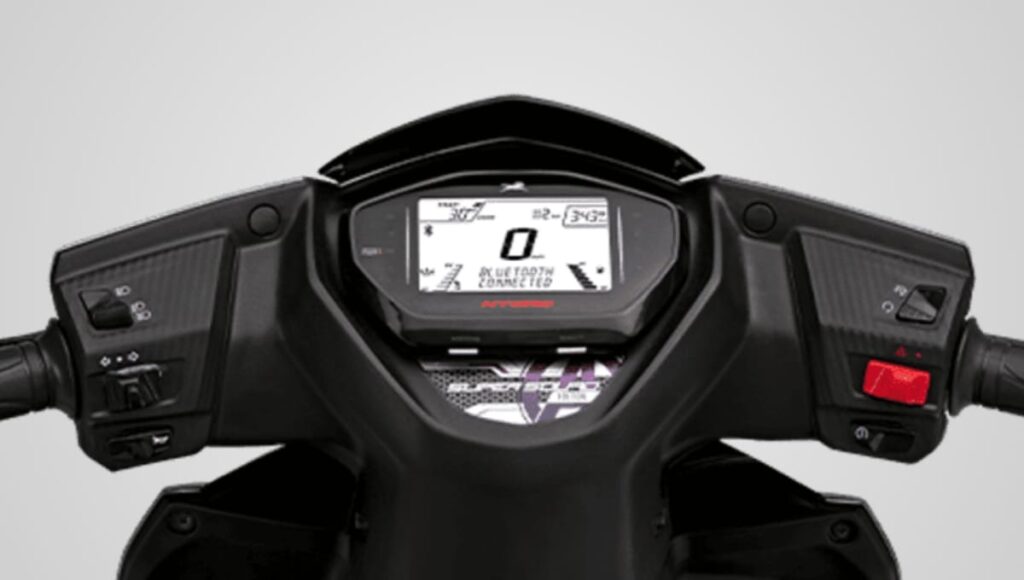 TVS Ntorq 125 Super Soldier Edition भारत में लॉन्च, कीमत ₹98,117 TVS Ntorq 125 Super Soldier Edition Head