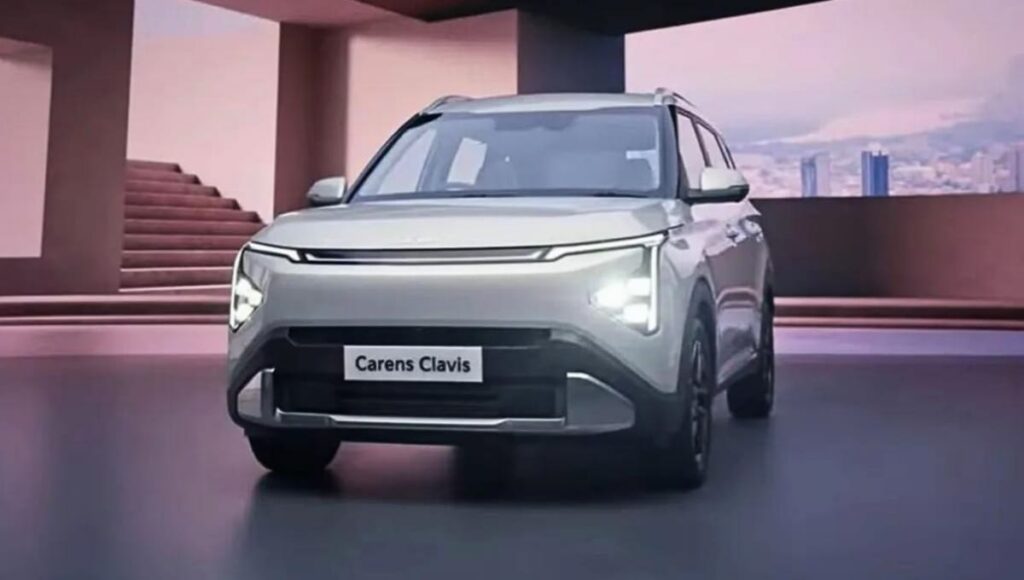 Kia Carens Clavis और Clavis EV की धमाकेदार डिमांड: 120 दिन में 21,000 बुकिंग्स, जानें पूरी डिटेल Kia Carens Clavis Launch In India