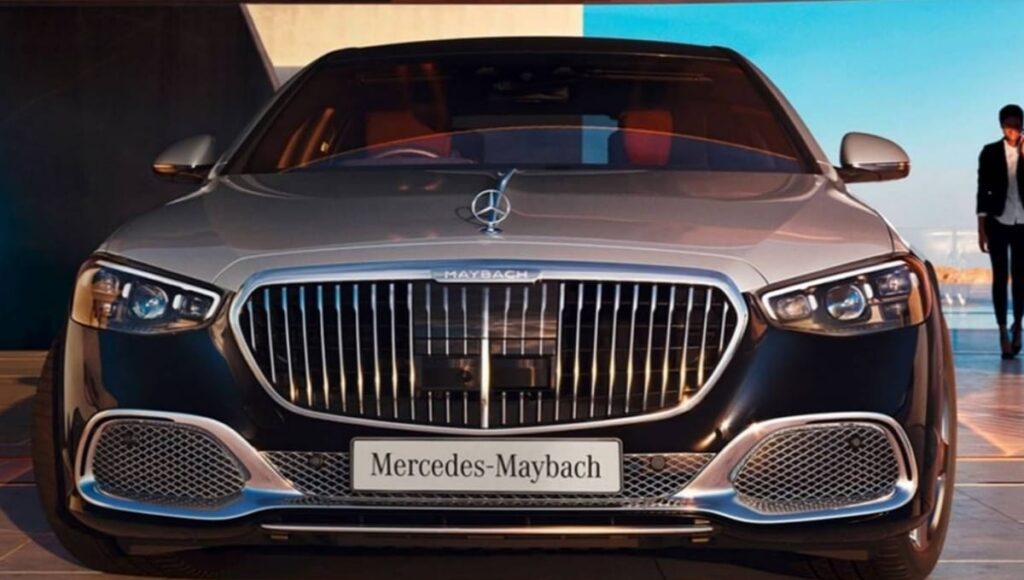 संजय दत्त ने खरीदी 3.35 करोड़ की Mercedes-Maybach GLS600 SUV, लग्जरी फीचर्स ने सबको किया हैरान Mercedes-Maybach GLS600 Features
