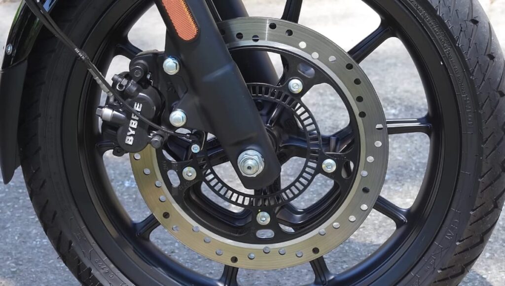 Royal Enfield Hunter 350 का नया अवतार: कीमत, फीचर्स और इंजन डिटेल्स Royal Enfield Hunter 350 Braking System