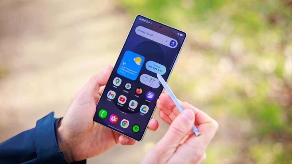 Samsung Galaxy S26 Ultra में मिलेगा Flex Magic Pixel फीचर डिस्प्ले प्राइवेसी अपग्रेड Samsung Galaxy S26 Ultra Price